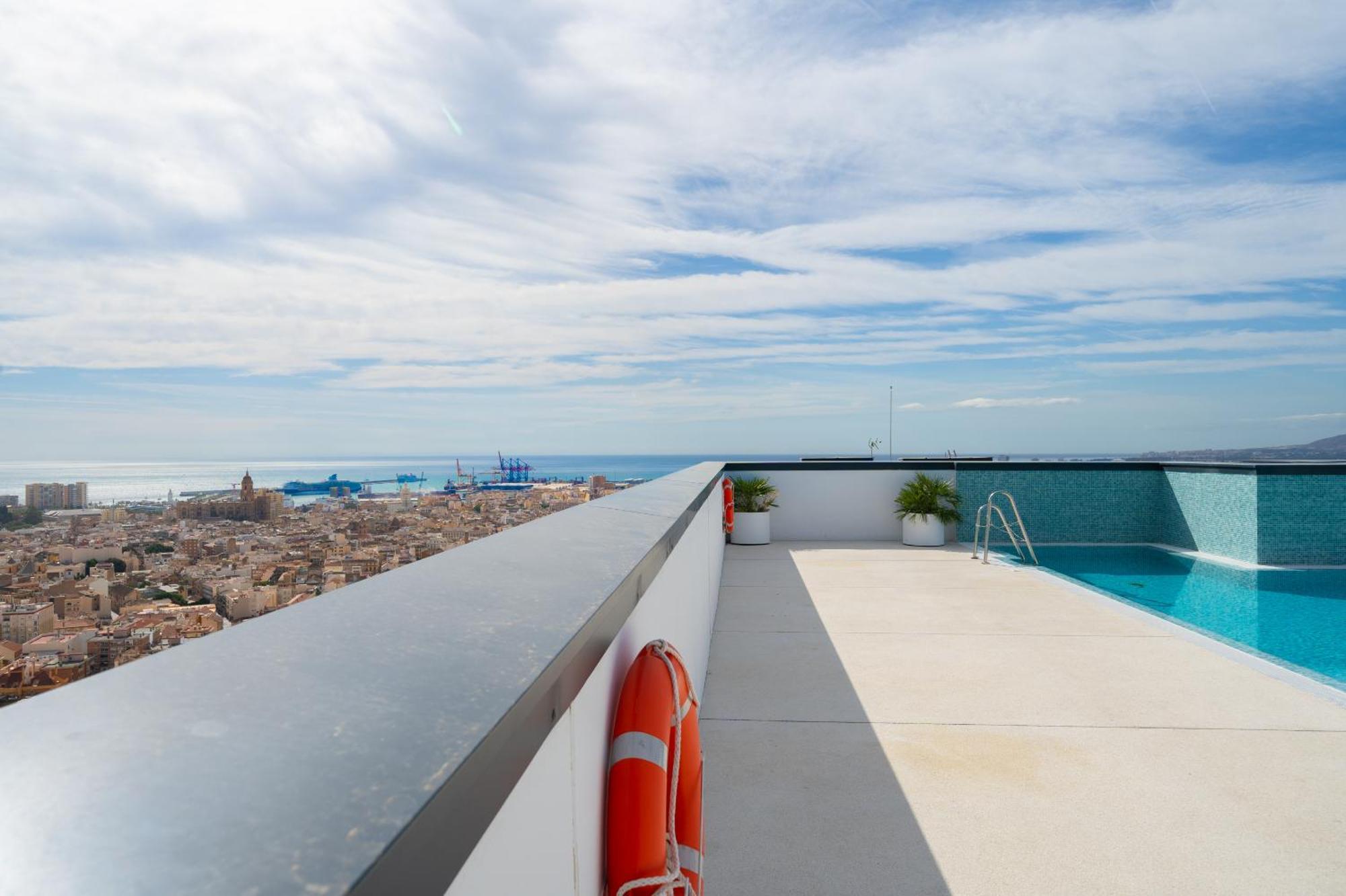 Xpce Urban 3 Malaga Skyline - Parking Free Daire Dış mekan fotoğraf